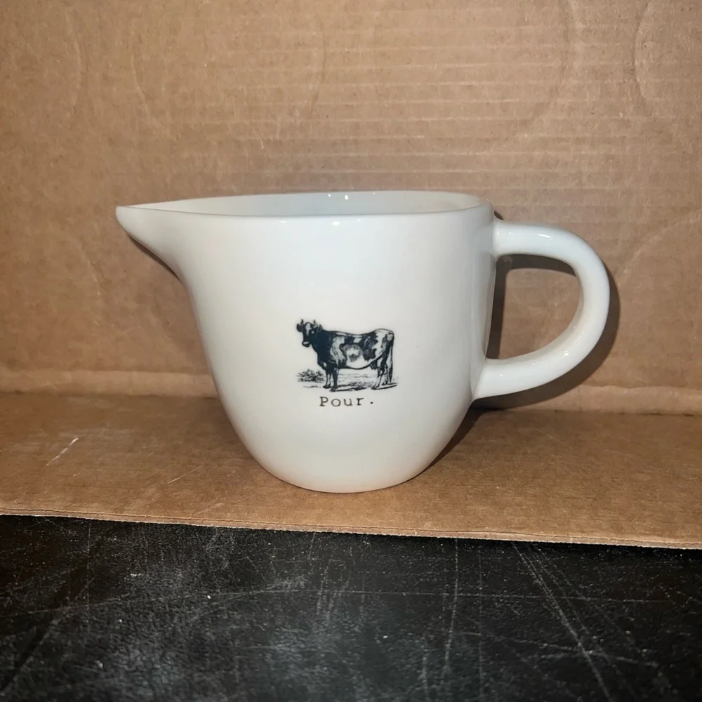 Rae Dunn White Pour Creamer - Picture 1 of 1